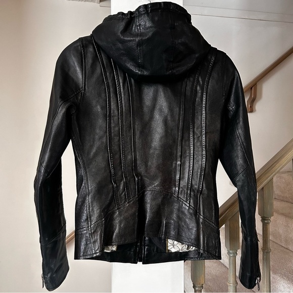 Soia & Kyo Hooded Black Leather Zip Motorcycle Jacket Women's Size X Small - Picture 7 of 15